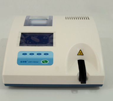 c-102便携式尿液分析仪