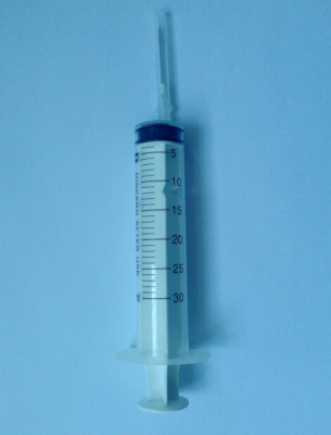 宝舜一次性使用无菌溶药器 带针 30ml