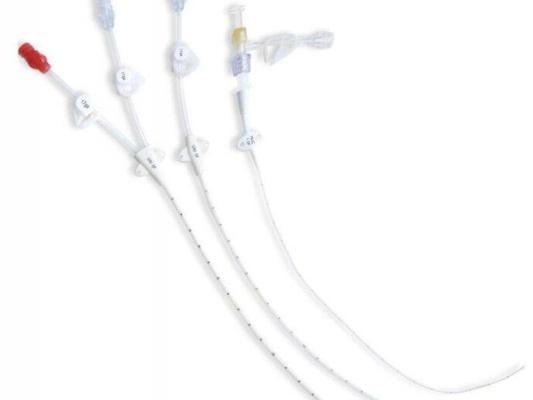 血液透析用中心静脉导管套件