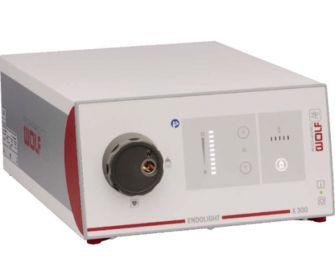 aql-100氙灯冷光源